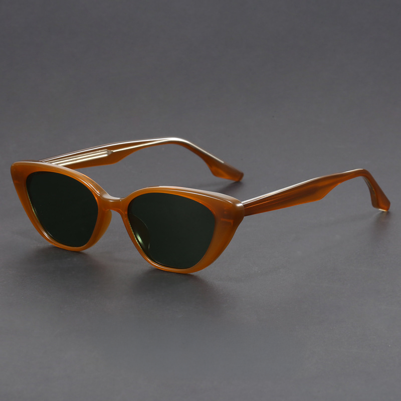 Harlow™ | Catalina Flair Shades