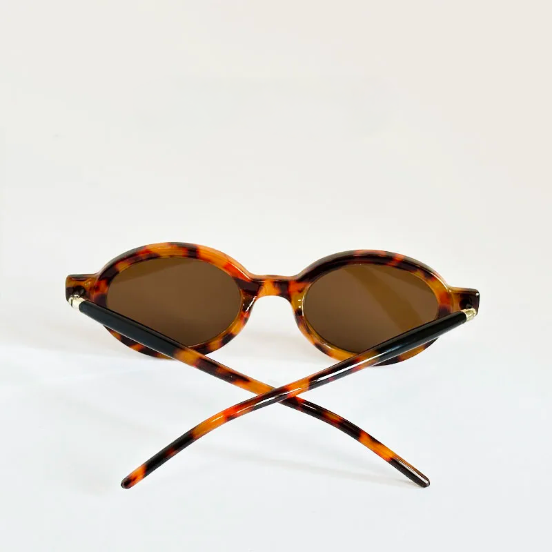Harlow™ | Astra Vintage Shades