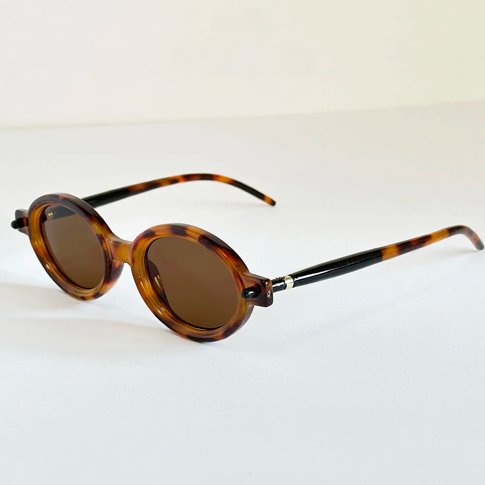Harlow™ | Astra Vintage Shades