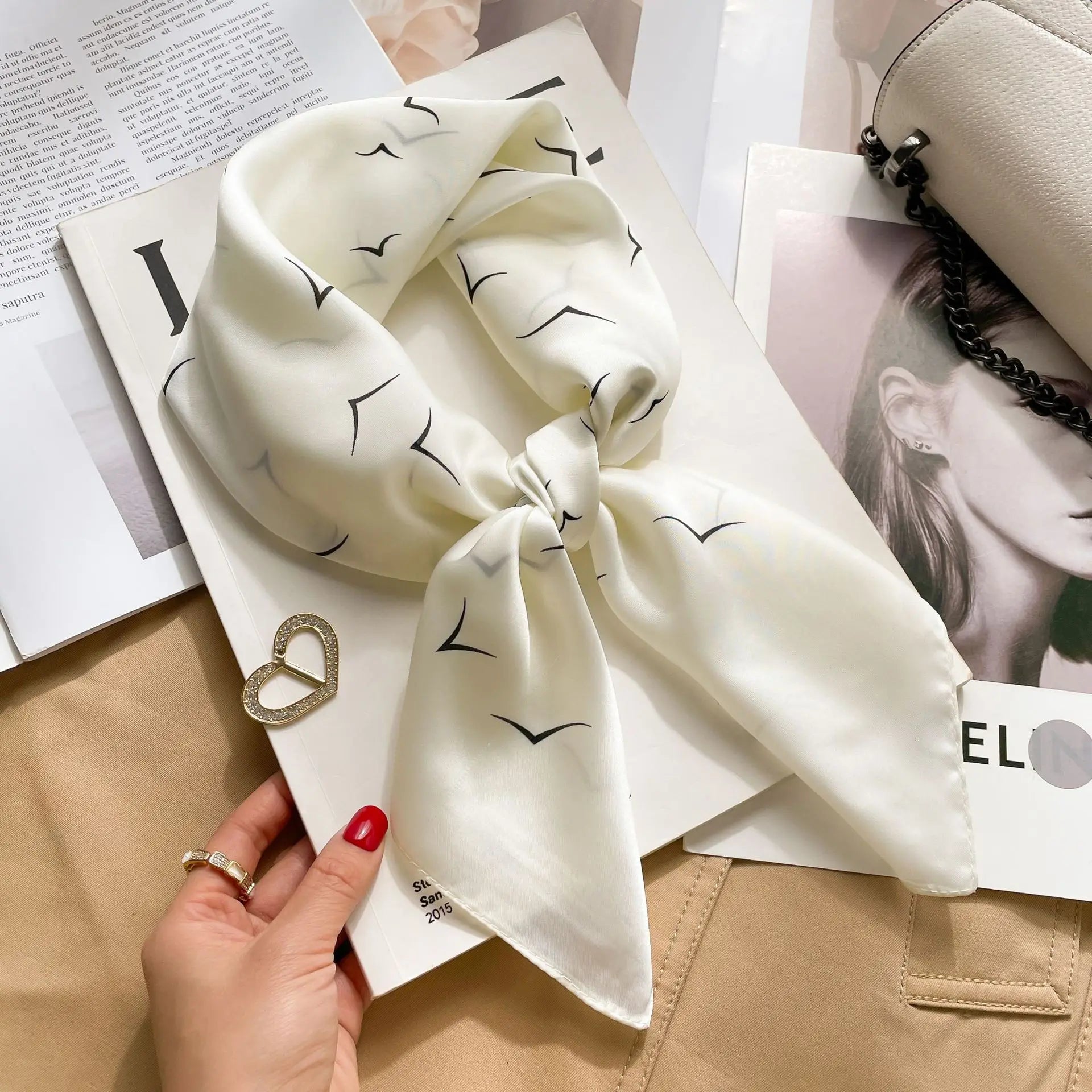 Harlow™ | Veloura Luxe Scarf