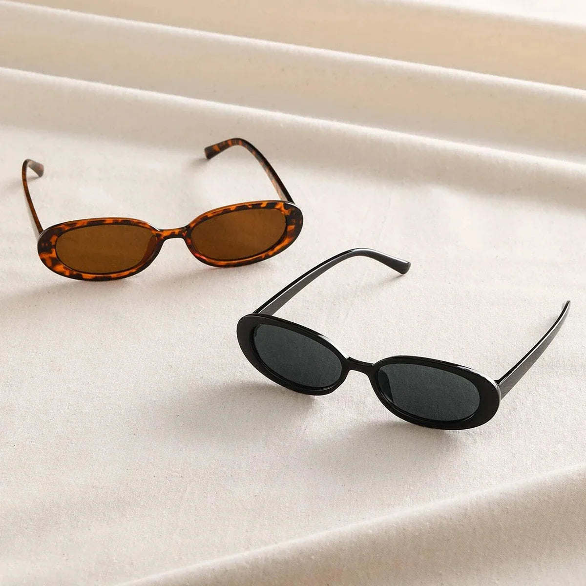 Harlow™ | Amara Retro Shades Set