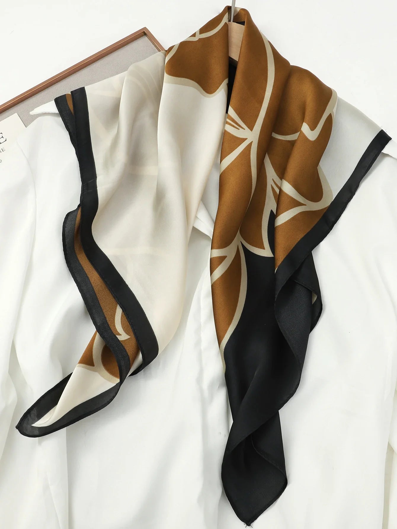 Harlow™ | Veloura Luxe Scarf