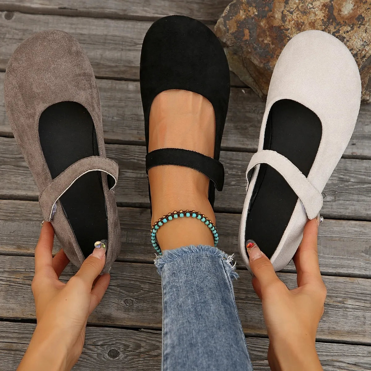 Harlow™ | Noir Suede Leather Flats