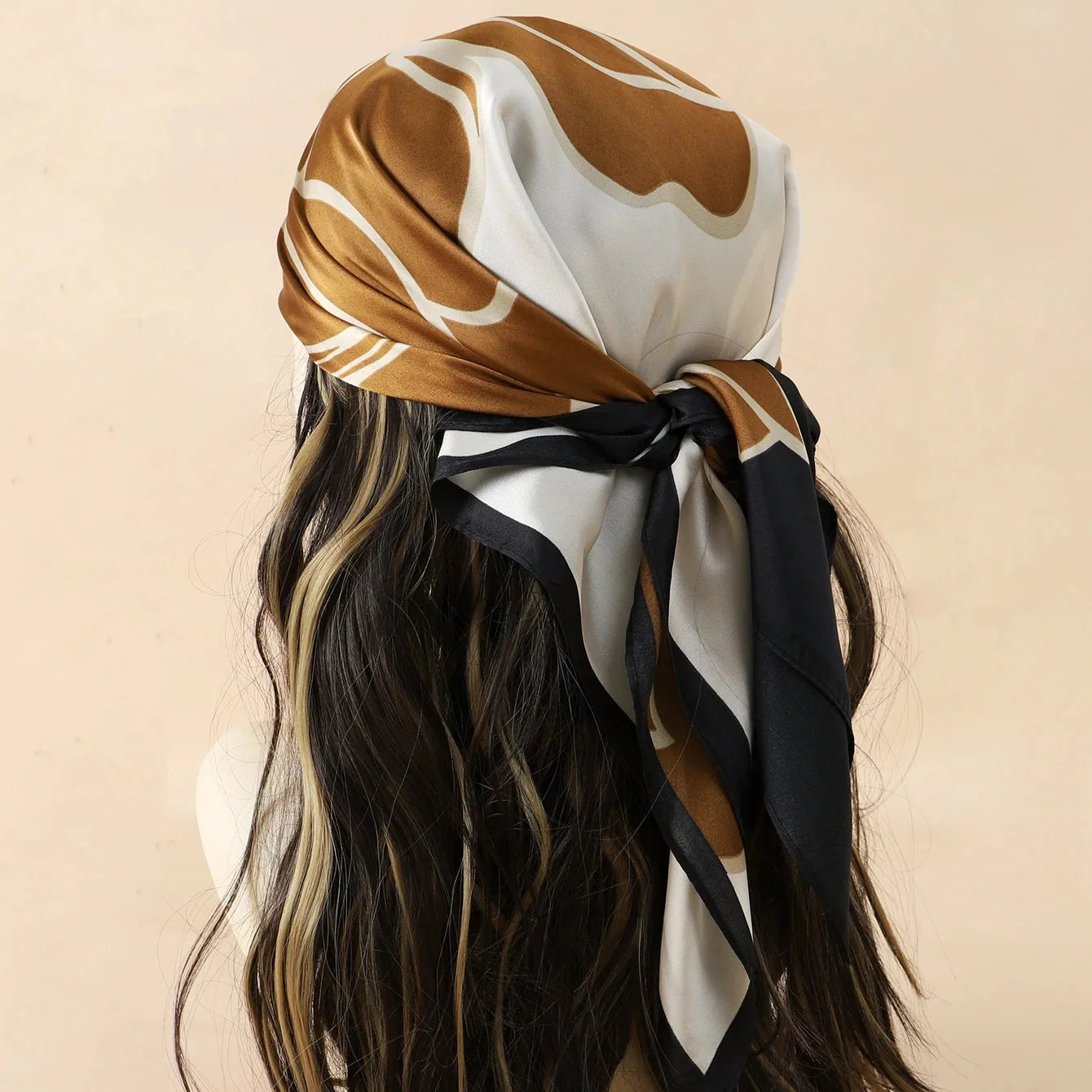 Harlow™ | Veloura Luxe Scarf