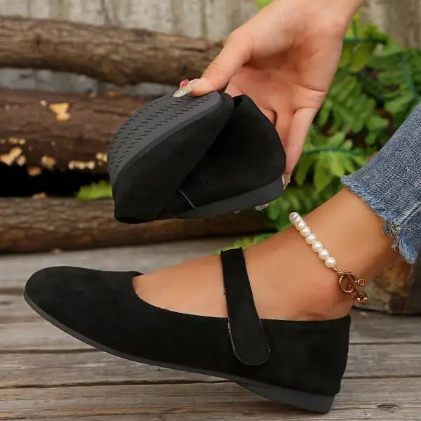 Harlow™ | Noir Suede Leather Flats